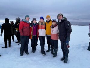 Julie Zhao and Wharton students in Antarctica (Credit: Hannah Zhang)
